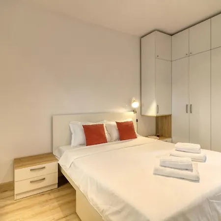 בוקרשט Homie Studio Apartment - Private Parking - Self Check-In מראה חיצוני תמונה