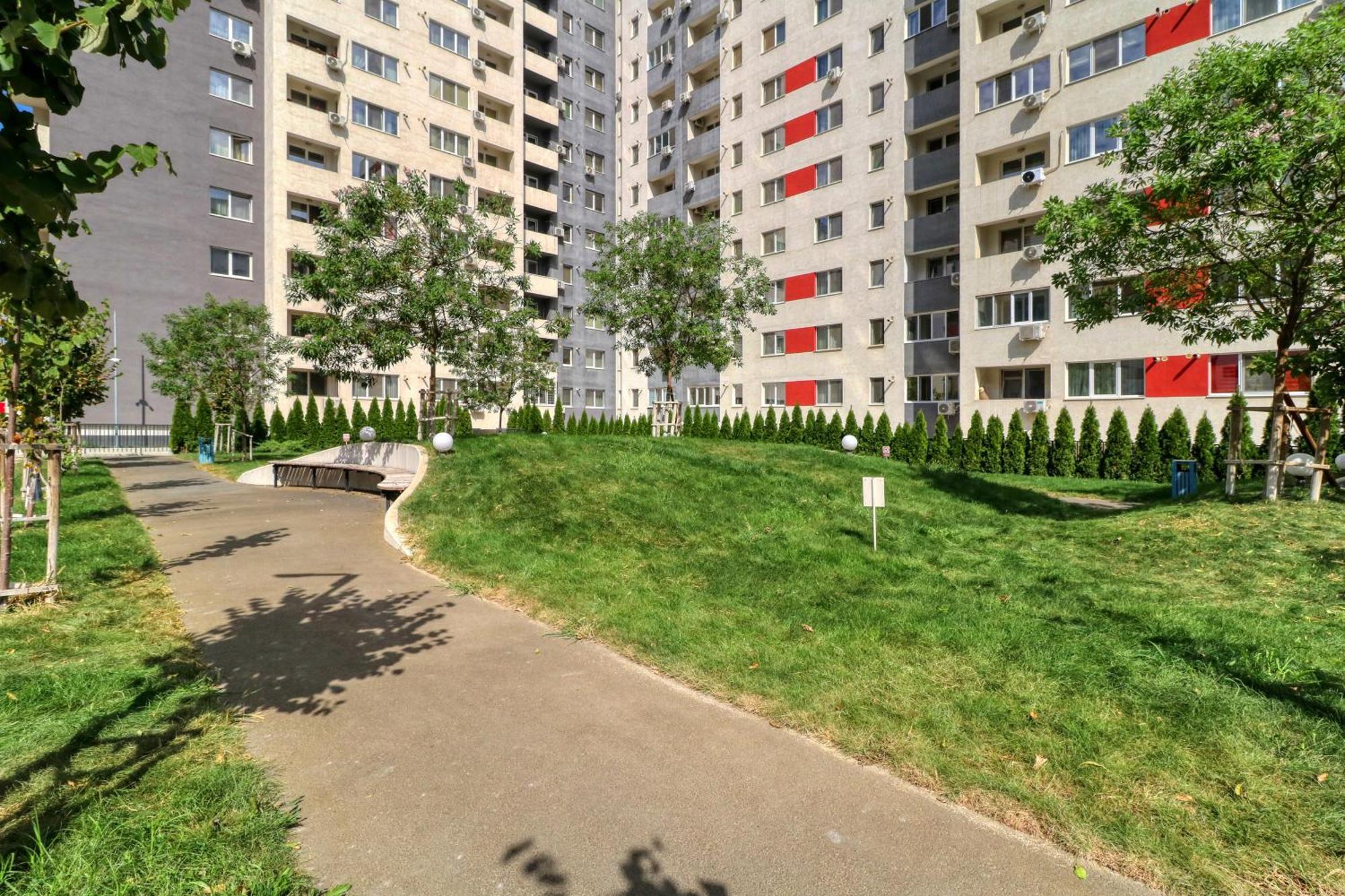 Homie - Private Parking - Self Check-in Bucarest